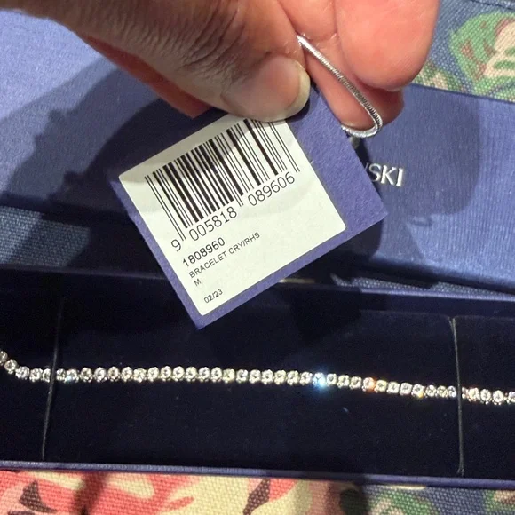 Swarovski Silver Matrix Tennis Bracelet Round Cut Rhodium Plated - Picture 3 of 5